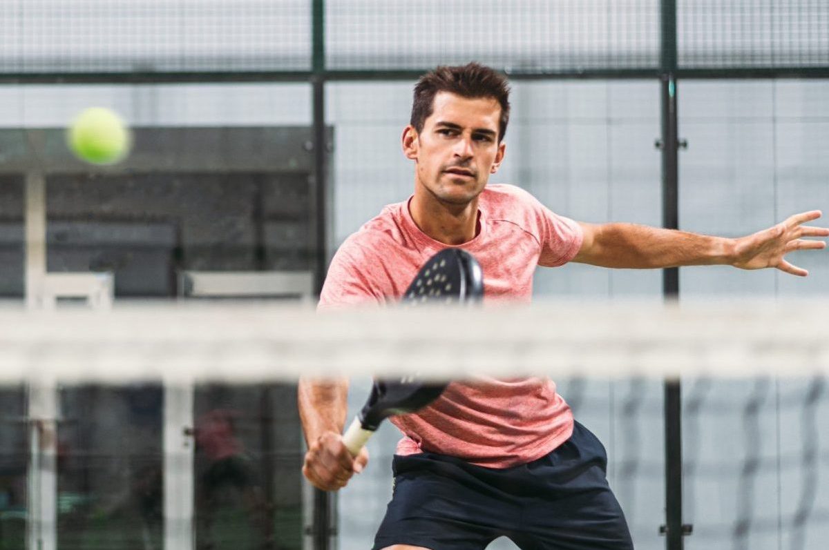 wadden-padel-indoorpadel-racket-zaandam wadden-padel-indoor-zaandam-koog-aan-de-zaan-indoor-padellen